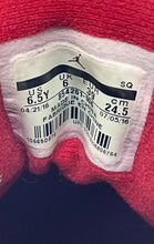 Load image into Gallery viewer, Nike Kids Jordan 3 Retro 854261-106 White Blue Sneaker Shoes Size 6.5Y
