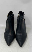 Load image into Gallery viewer, Vince Camuto Womens Black Leather Side Zip Pointed Toe Ankle Booties Size 8 M
