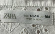 Load image into Gallery viewer, Zara Girls White Eyelet Short Sleeve Collared Cropped Button-Up Shirt Size 13-14
