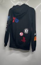 Load image into Gallery viewer, Ultra Game Mens Black Graphic Print Long Sleeve NBA Pullover Hoodie Size XS
