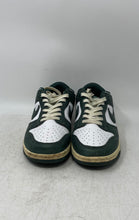 Load image into Gallery viewer, Nike Mens Dunk Low DQ8580-100 White Green Lace-Up Sneaker Shoes Size 7
