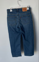 Load image into Gallery viewer, Levi's Womens 514 Blue Denim 5-Pocket Design Button Front Cropped Jeans Size 18R
