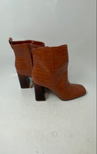 Load image into Gallery viewer, Circus By Sam Edelman Womens Pascha 2 Brown Croc Embossed Ankle Boots Size 7 1/2
