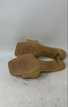 Load image into Gallery viewer, Vince Camuto Womens Brelanie Beige Leather Heeled Slide Sandals Size 6 M
