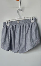 Load image into Gallery viewer, Lululemon Womens Gray Elastic Waist Activewear Athletic Shorts Size 8
