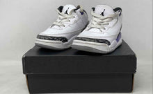 Load image into Gallery viewer, Authentic Nike Boys Jordan 3 Retro White Black Gray Basketball Shoes 5C In Box
