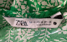 Load image into Gallery viewer, Zara Womens Green Printed Balloon Sleeve Back Button Cropped Blouse Top Size XS

