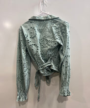 Load image into Gallery viewer, Guess Womens Green Cotton Eyelet Long Sleeve V-Neck Cropped Blouse Top Size S
