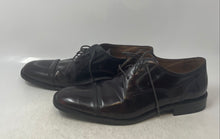 Load image into Gallery viewer, Johnston &amp; Murphy Mens Red Wine Leather Cap Toe Oxford Dress Shoes Size 11.5
