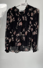 Load image into Gallery viewer, Lucky Brand Womens Black Floral Smocked Long Sleeve Blouse Top Size Small
