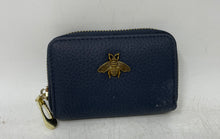 Load image into Gallery viewer, Unbranded Womens Blue Bee Logo Pebbled Leather Card Slots Zip-Around Wallet
