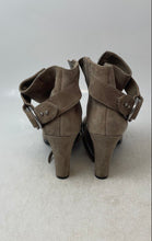 Load image into Gallery viewer, Sam Edelman Womens Shaleigh Beige Leather Side Zip Block Ankle Booties Size 7M
