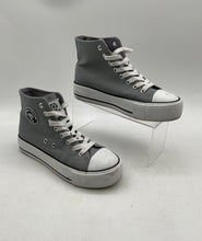 Load image into Gallery viewer, Rock &amp; Candy By Zigi Womens Kassiani FT22203-02 Gray White Sneakers Shoes Size 7
