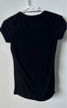 Load image into Gallery viewer, Guess Womens Black Short Sleeve Crew Neck Regular Fit Embellished T-Shirt Sz XS
