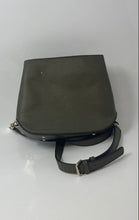 Load image into Gallery viewer, Guess Womens Green Inner Pocket Bottom Studs Adjustable Strap Crossbody Handbag
