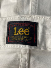 Load image into Gallery viewer, Lee Womens White Pockets Stretch Capri Jeans Size 20M With Tag
