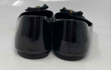 Load image into Gallery viewer, Authentic Tory Burch Womens Black Leather Ballet Flats Size 11 M Damaged
