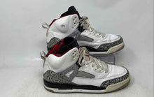 Load image into Gallery viewer, Nike Kids Air Jordan Spizike White Red Black Lace-Up Sneaker Shoes Size 7Y
