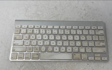Load image into Gallery viewer, Apple Model A1314 White Bluetooth Wireless Portable Keyboard Not Tested
