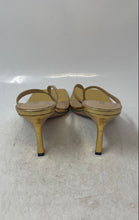 Load image into Gallery viewer, Dream Pairs Womens Gold Slip-On Square Toe Kitten Heels Flip Flop Sandals Sz 7.5
