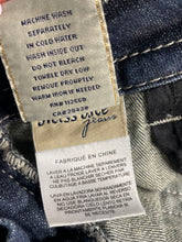 Load image into Gallery viewer, Miss Me Womens Blue Denim Stretch Pockets Embroidered Bootcut Jeans Size 30
