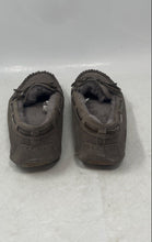 Load image into Gallery viewer, UGG Womens Dakota Gray Suede Fur Lined Round Toe House Moccasin Slippers Size 9
