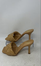Load image into Gallery viewer, Vince Camuto Womens Brelanie Beige Leather Heeled Slide Sandals Size 6 M
