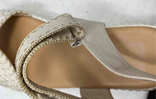Load image into Gallery viewer, Dolce Vita Womens Finesse Beige Open Toe Hook &amp; Loop Platform Sandals Size 10
