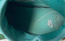 Load image into Gallery viewer, Nike Womens Air Huarache Run Ultra 819151-304 Green Lace-Up Sneakers Shoes Sz 10
