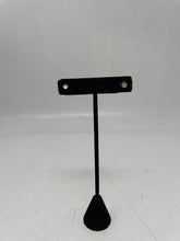 Load image into Gallery viewer, Women’s Earrings Total Weight 0.8g (NCL)
