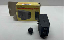 Load image into Gallery viewer, RadioShack Safe House 49-310 Black Invisible Beam Infrared Photorelay/Alarm
