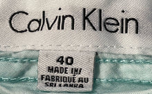 Load image into Gallery viewer, Calvin Klein Mens Light Green Cotton Slash Pockets Belt Loops Chino Shorts Sz 40
