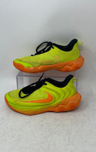 Load image into Gallery viewer, Nike Boys Giannis Immortality 4 FZ6734-301 Green Orange Sneakers Shoes Size 4.5Y

