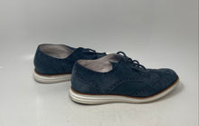 Load image into Gallery viewer, Cole Haan Womens Original Grand Blue Wingtip Lace-Up Oxford Shoes Size 7
