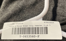 Load image into Gallery viewer, Cable &amp; Gauge Womens Gray Long Sleeve Cardigan Sweater Size Large With Tag
