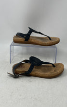 Load image into Gallery viewer, UGG Womens Ayden II 1020063 Black Leather Adjustable Strap Thong Sandals Size 5
