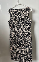 Load image into Gallery viewer, Ann Taylor Womens Beige Black Sleeveless Back Zip Sheath Dress Size 0
