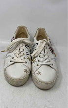 Load image into Gallery viewer, Michael Kors Womens Poppy Beige Lace-Up Low Top Sneakers Shoes Size 8 M
