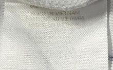 Load image into Gallery viewer, Nike Boys White MLB New York Yankees #2 Striped Baseball Jersey Size M 10/12
