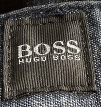 Load image into Gallery viewer, Boss By Hugo Boss Mens Blue Dark Wash Denim Straight Leg Jeans Size 34/34
