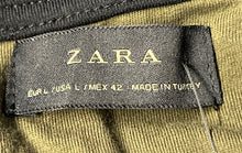 Load image into Gallery viewer, Zara Mens Black Green Camouflage Short Sleeve Crew Neck Pullover T-Shirt Size L
