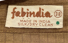 Load image into Gallery viewer, Fabindia Mens Brown Printed Long Sleeve Henley Neck Button-Up Shirt Size 38
