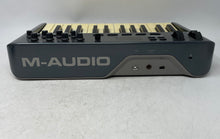Load image into Gallery viewer, M-Audio Oxygen 25 3rd Gen 25-Key USB MIDI Controller Keyboard Not Tested
