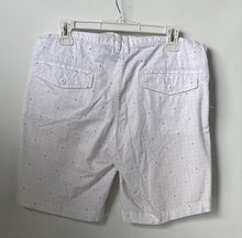 Load image into Gallery viewer, Armani Exchange Mens White Black Geometric Pockets Chino Shorts Size 32
