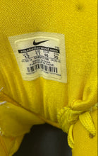 Load image into Gallery viewer, Nike Mens Hyperdunk 2013 599537-700 Yellow Lace-Up Mid Top Sneaker Shoes Size 12
