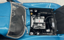 Load image into Gallery viewer, Maisto Blue 1965 Chevrolet Corvette Scale 1:18 Die-Cast Collector Model Car
