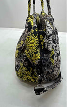 Load image into Gallery viewer, Vera Bradley Womens Multicolor Floral Quilted Zipper Inner Pocket Travel Bag
