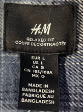 Load image into Gallery viewer, H&amp;M Mens Blue Plaid Long Sleeve Collared Relaxed Fit Button-Up Shirt Size L
