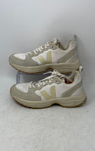 Load image into Gallery viewer, Veja Womens Venturi Alveomesh Beige Low Top Lace-Up Sneaker Shoes Size 10
