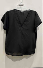 Load image into Gallery viewer, DKNY Womens Black Short Sleeve V-Neck Blouse Top Size Medium
